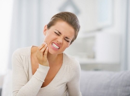 Nguyên nhân và cách điều trị răng ê buốt 1