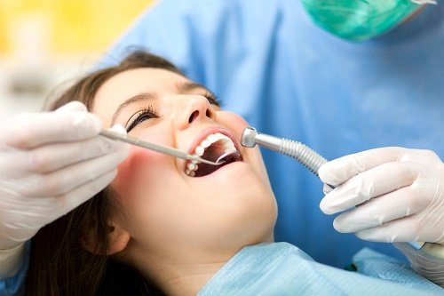 Ưu điểm của kỹ thuật nhổ răng hàm không đau 2